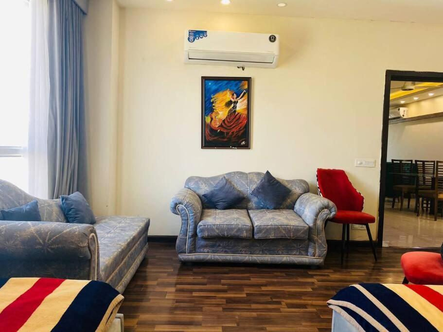 Two Bedroom Apartment Elysium In Blue Area Islamabad Exterior photo