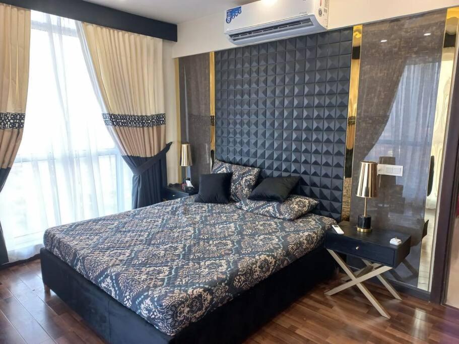 Two Bedroom Apartment Elysium In Blue Area Islamabad Exterior photo